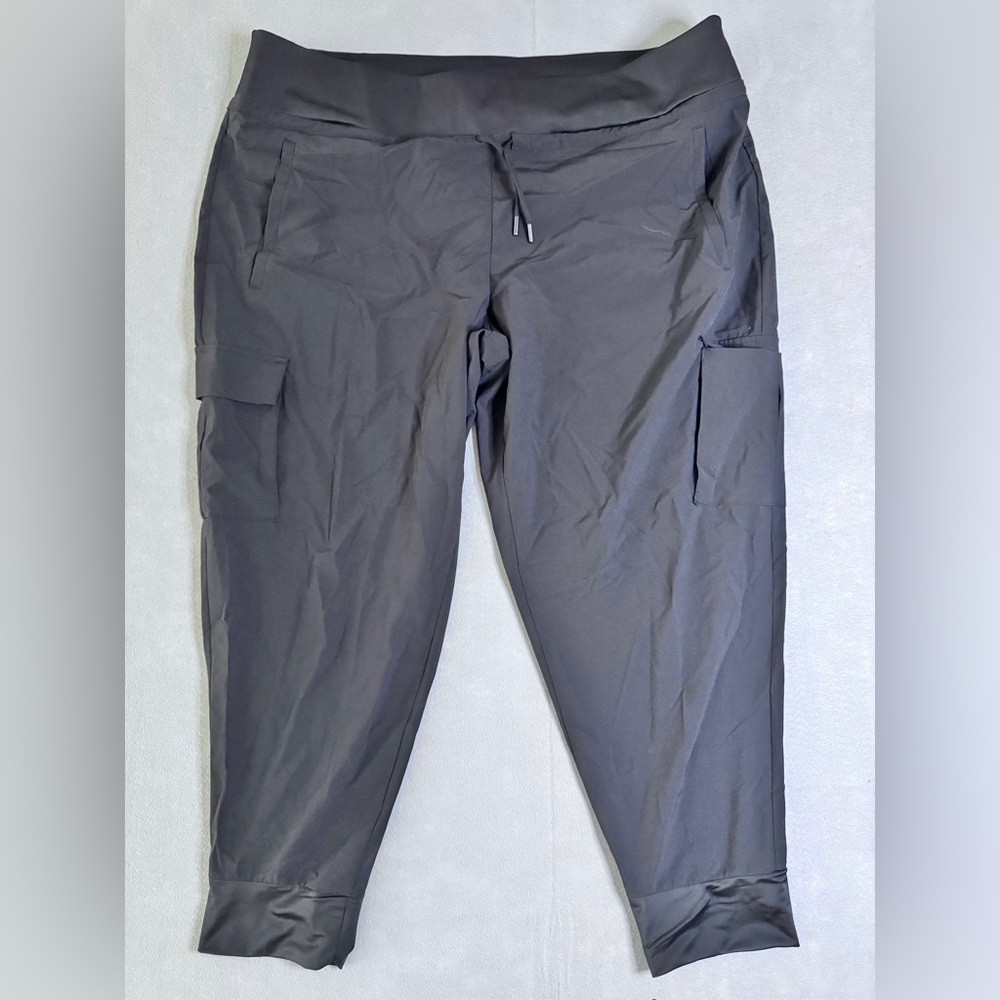 Athletic Works Pants Womens 3XL Black Jogger Cargo Pockets Pull On Capri